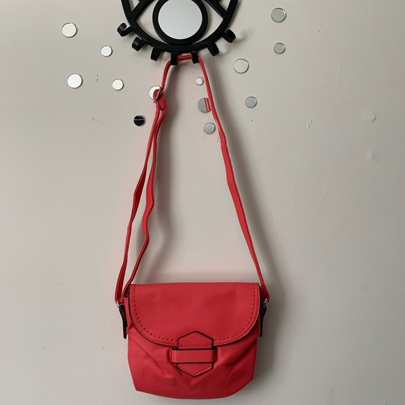 Coral Crossbody - Picture 3 of 5